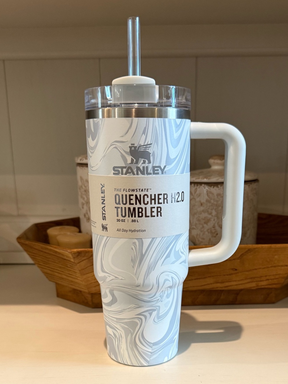 30 oz Stanley White Marble Quencher H2.0 Tumbler with Handle